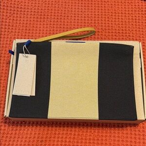 Rothy's The Essential Pouch in Ink and Ivory